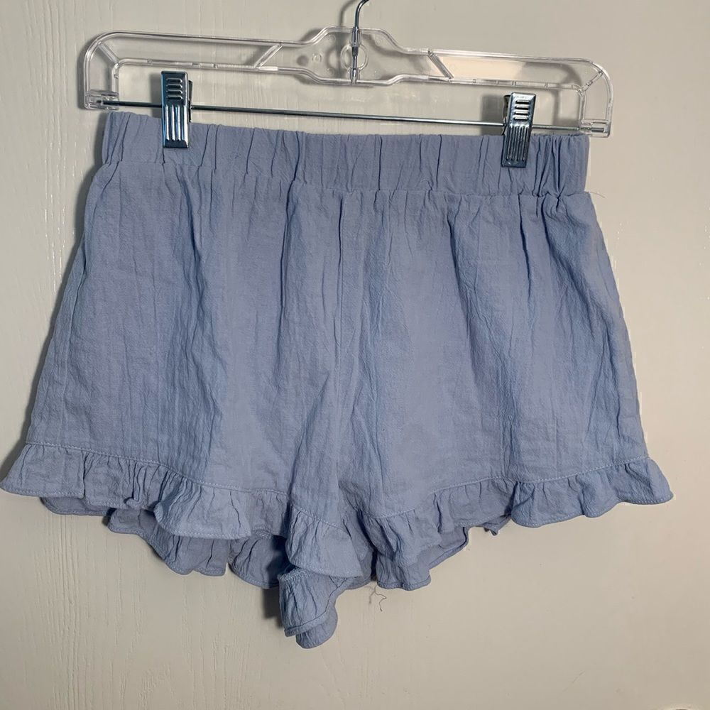 Shein EUC light blue ruffled hem elastic waist shorts Size Small